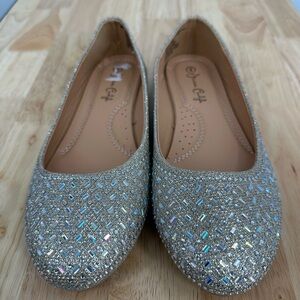 Comfort Plus by Predictions Glittering Silver Loafers